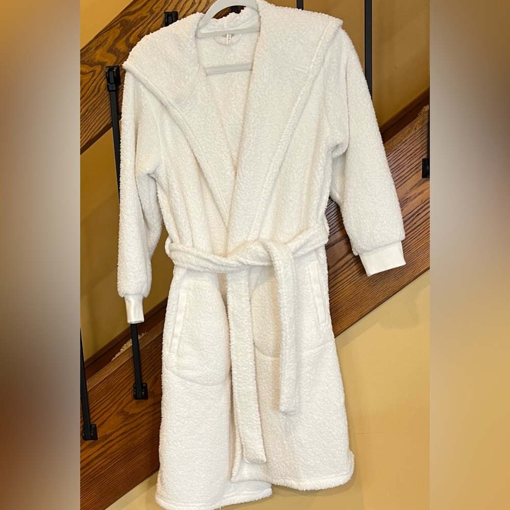 Pottery Barn Coziest Sherpa Robe pockets knit Cuffs hooded SZ. Small